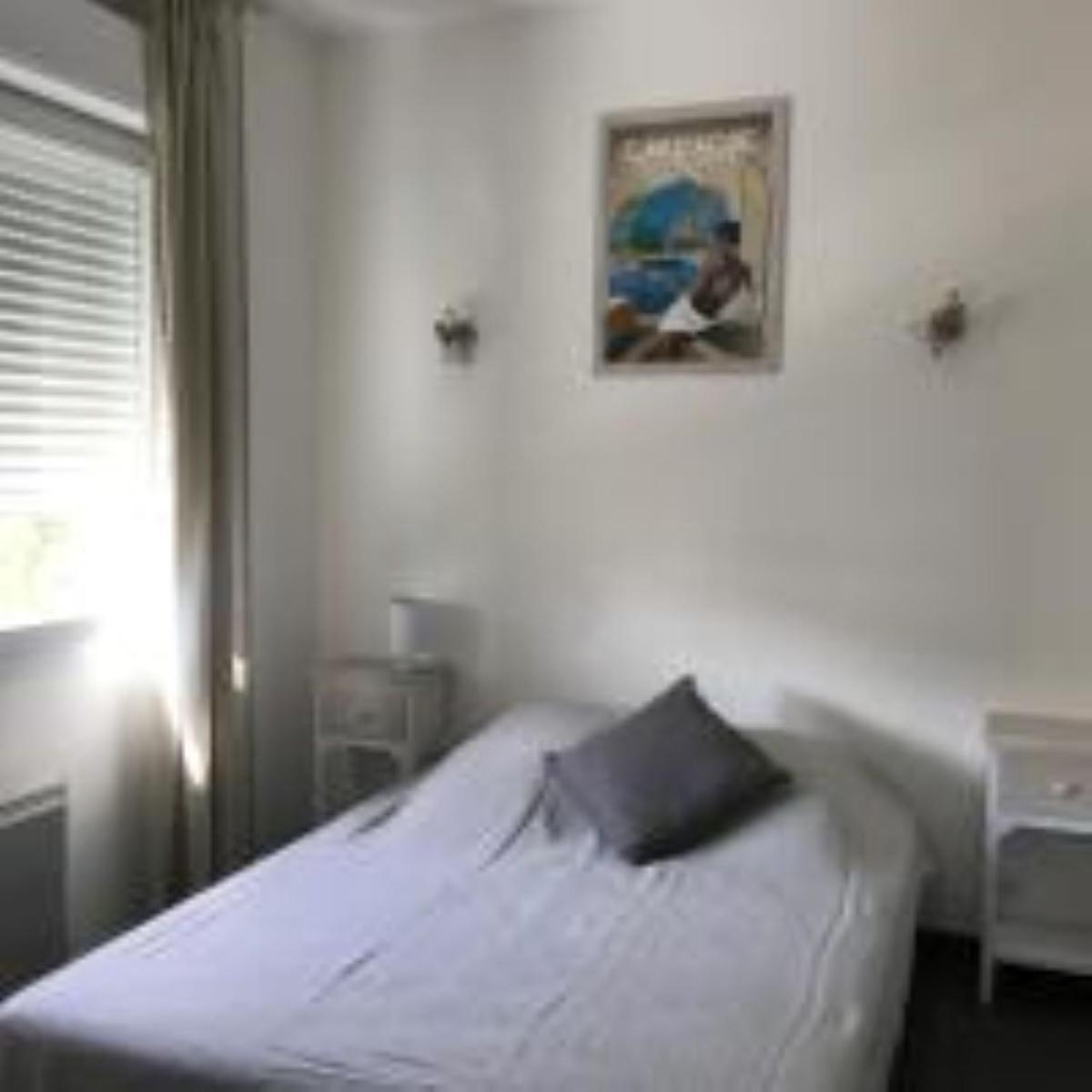 Maison Basalte Agde Luaran gambar